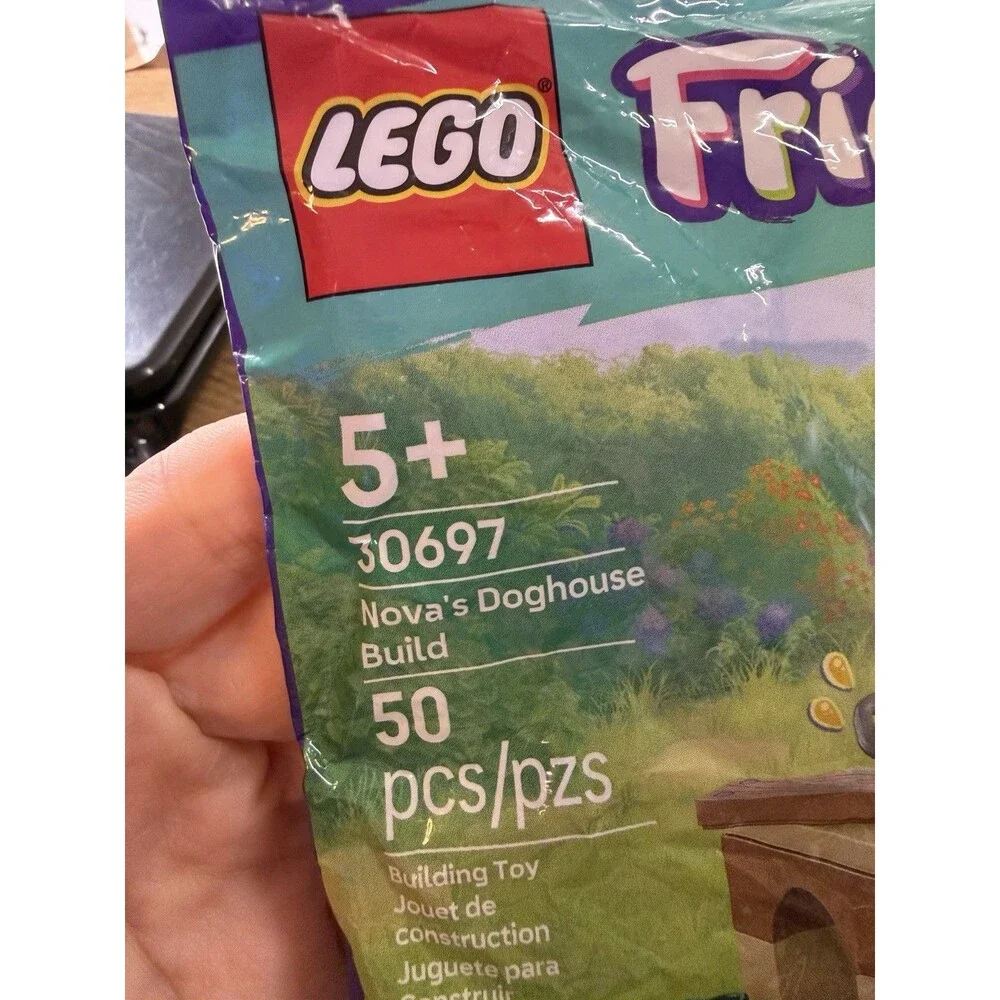 Lego friends nova